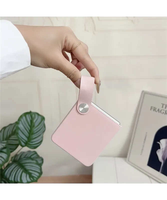 Coque Samsung Galaxy Z Flip 7 avec Lanière de Maintien | POIGNÉE