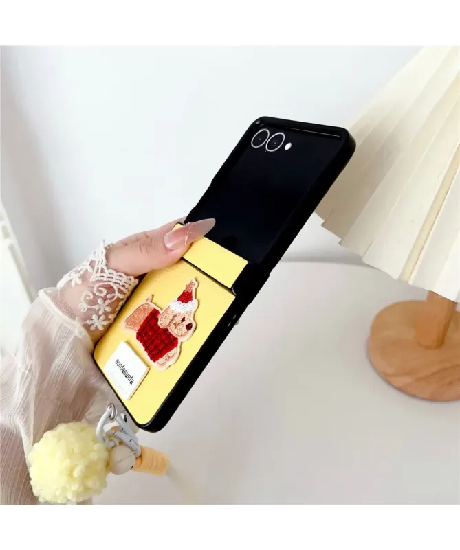 Coque Samsung Galaxy Z Flip 7 Chien Jaune | Effet Litchi
