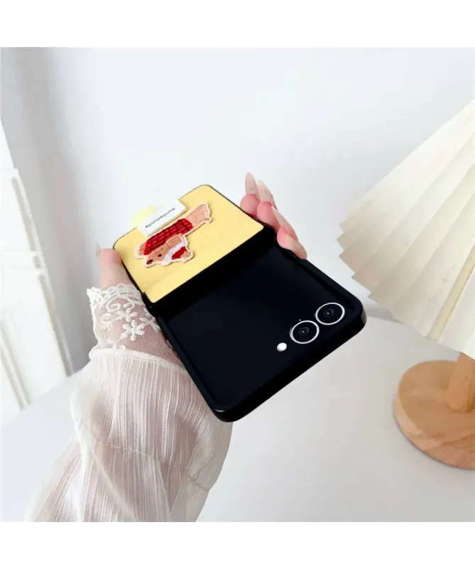 Coque Samsung Galaxy Z Flip 7 Chien Jaune | Effet Litchi