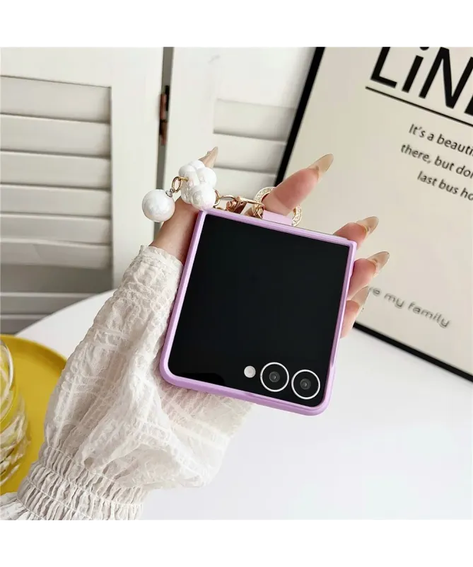 Coque Samsung Galaxy Z Flip 7 Ultra Fine avec Pendentif Perlé | PEARLY
