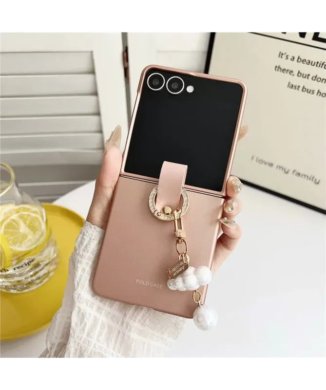 Coque Samsung Galaxy Z Flip 7 Ultra Fine avec Pendentif Perlé | PEARLY