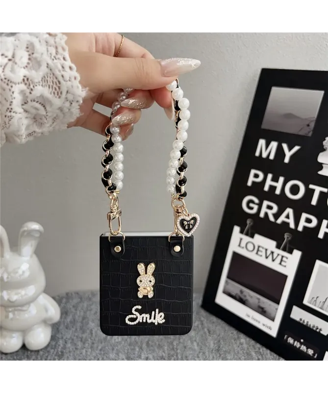 Coque Samsung Galaxy Z Flip 7 Crocodile avec Anse Perles | GLAMOUR