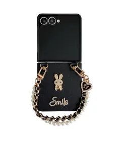 Coque Samsung Galaxy Z Flip 7 avec Anse Perles et Lapin | CHIC