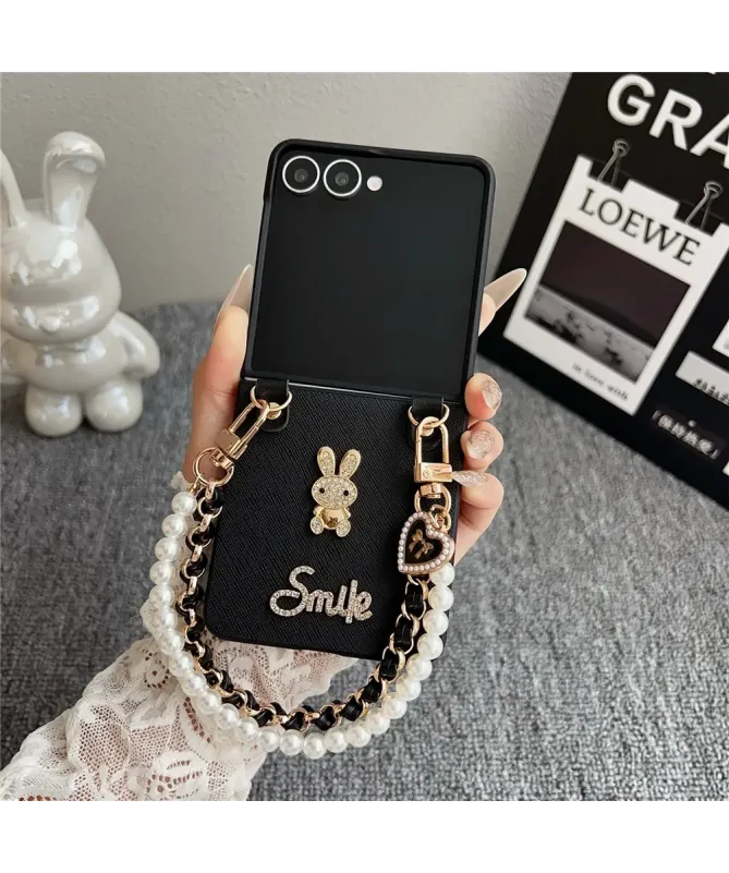 Coque Samsung Galaxy Z Flip 7 avec Anse Perles et Lapin | CHIC