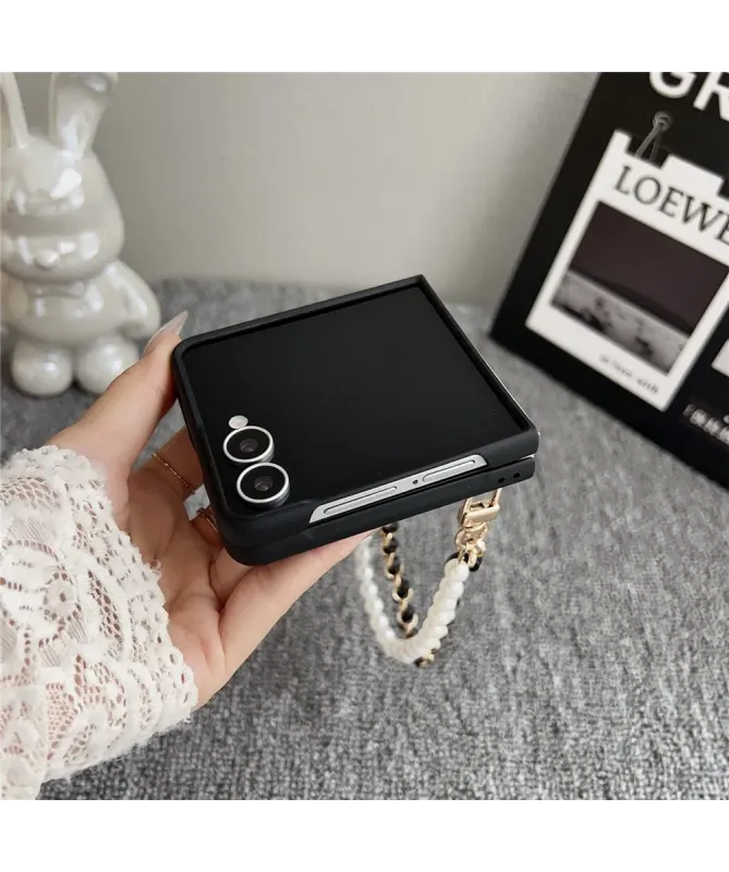 Coque Samsung Galaxy Z Flip 7 avec Anse Perles et Lapin | CHIC