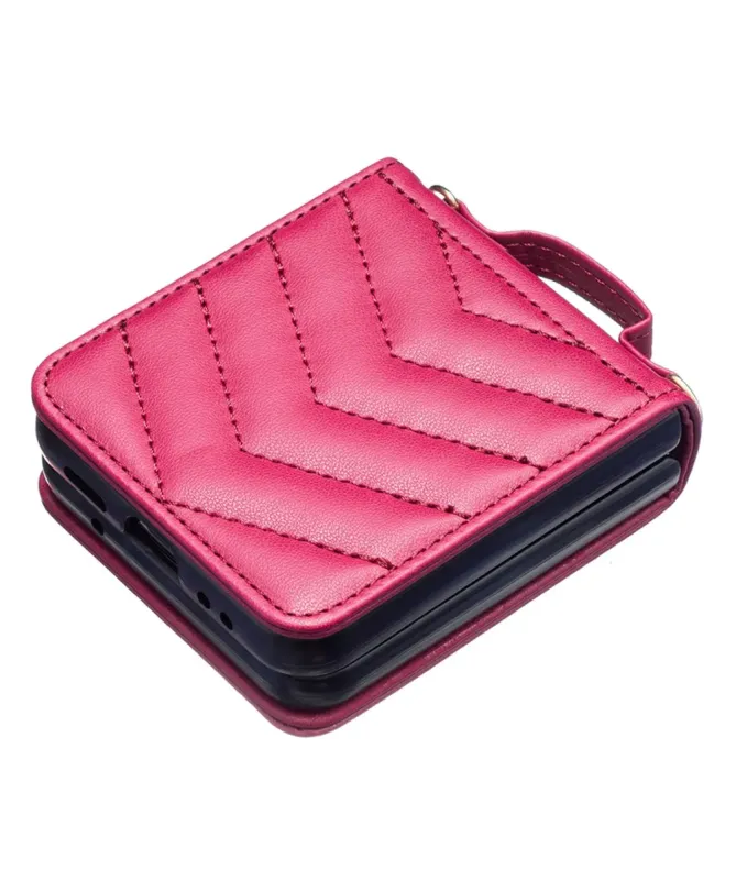 Coque Samsung Galaxy Z Flip 4 Chevrons Matelassés et Lanière