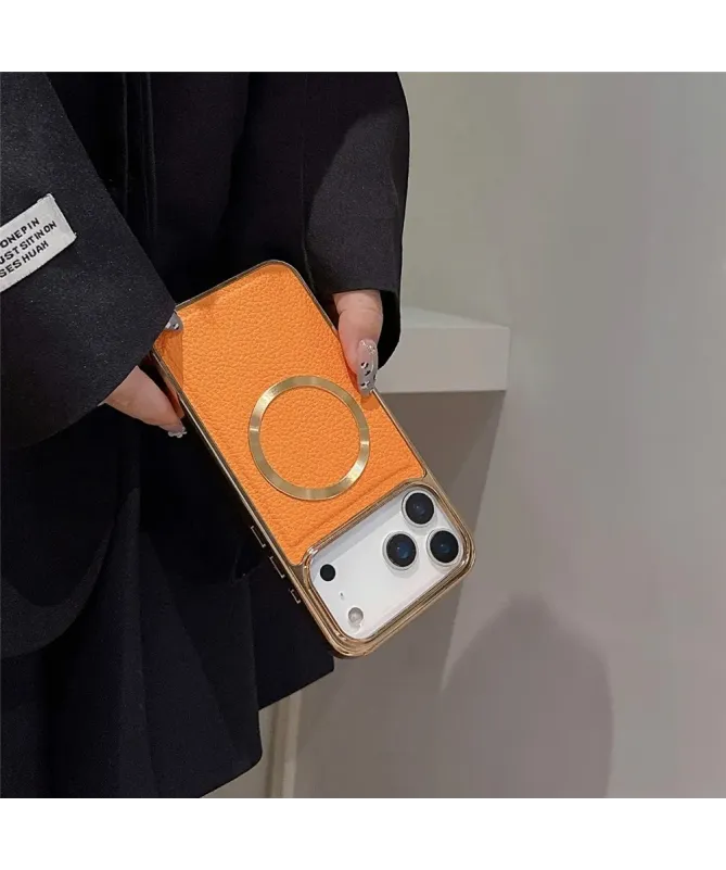 Coque iPhone 17 Pro Max Effet Cuir Grainé et Contour Métal