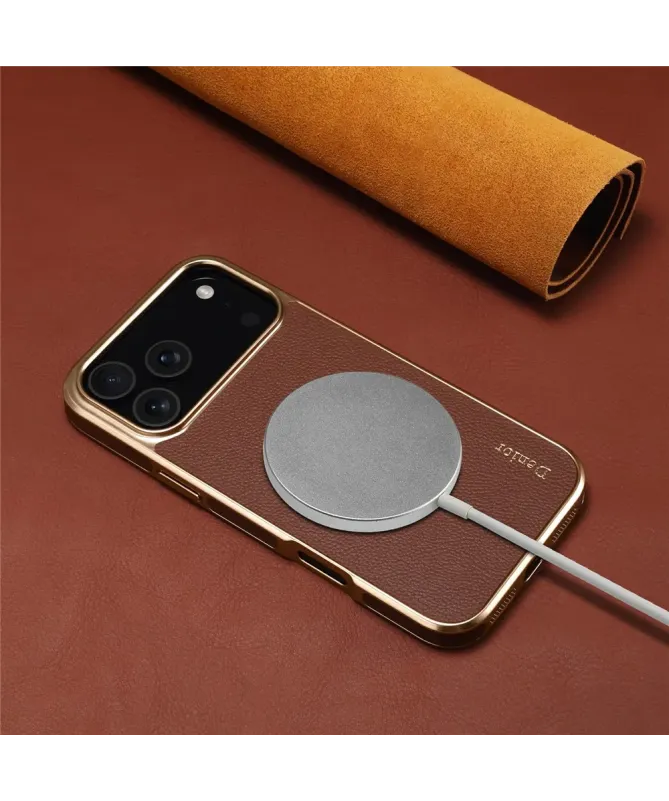 Coque iPhone 17 Pro "Prestige" en Cuir Véritable Doré