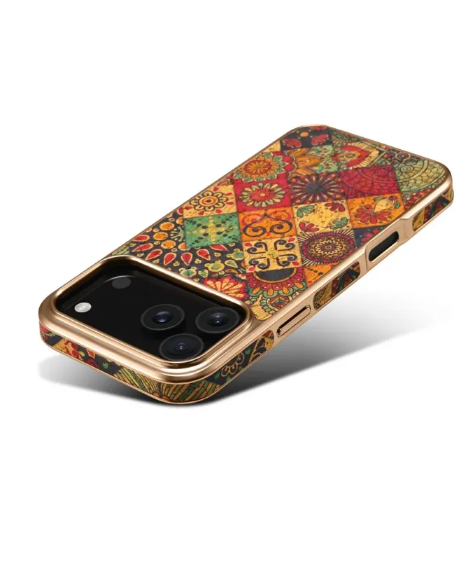 Coque iPhone 17 Pro "Mosaïque Bohème" Dorée