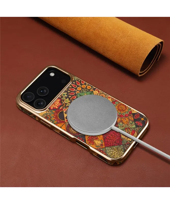 Coque iPhone 17 Pro "Mosaïque Bohème" Dorée