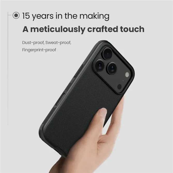 Coque iPhone 17 Pro Max Nillkin Rigide Givré Compatible MagSafe