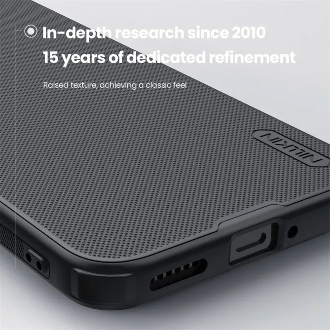 Coque Poco F7 Nillkin Rigide Givrée