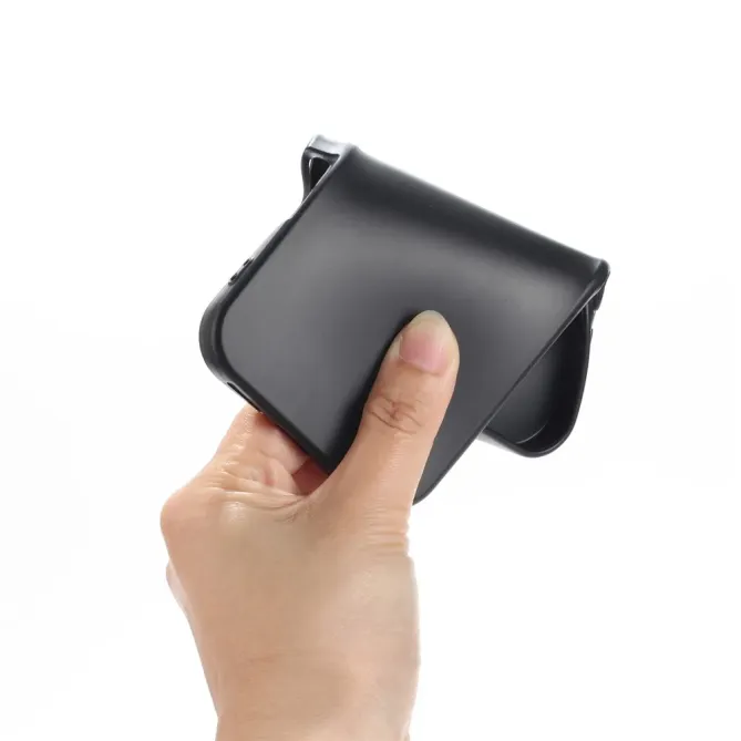 Coque Poco F7 Basique Noire