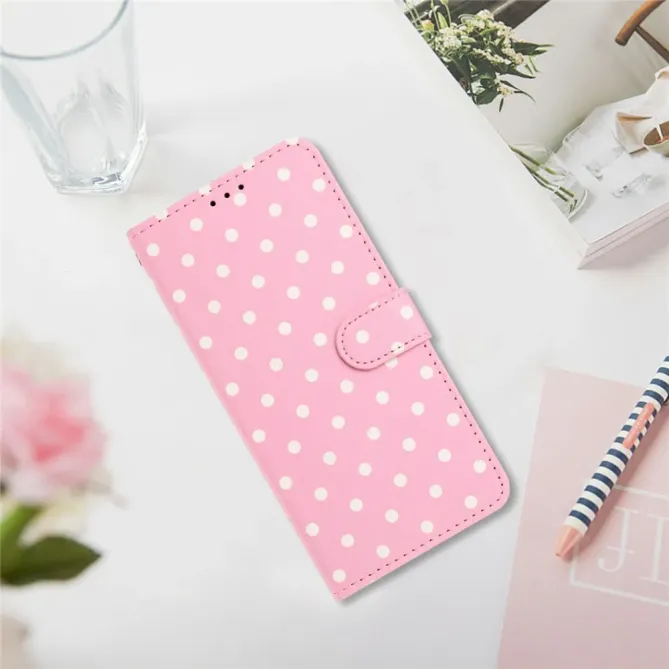 Housse iPhone 17 à pois avec porte-cartes et support pliable
