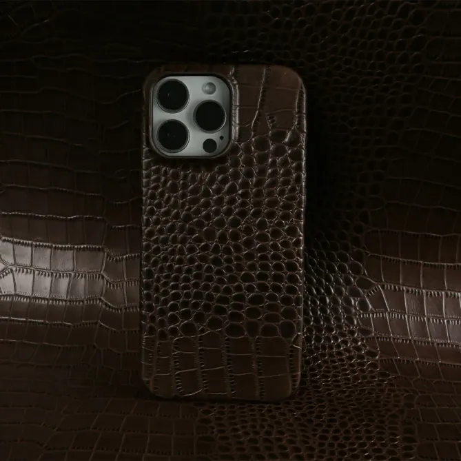 Coque iPhone 16 Pro Max Cuir Crocodile | LODGE