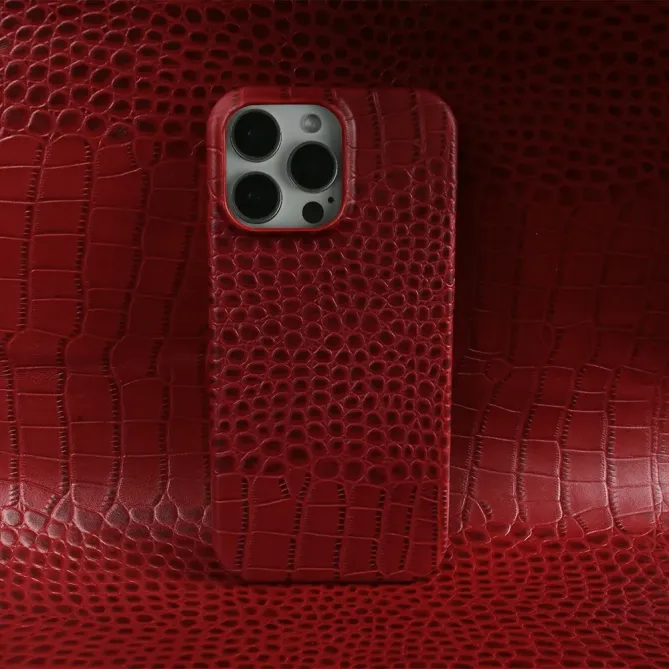 Coque iPhone 16 Pro Max Cuir Crocodile | LODGE