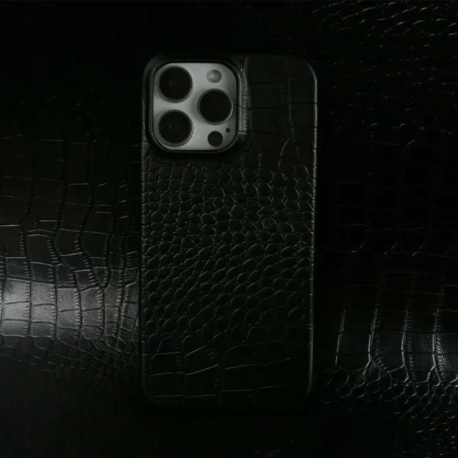 Coque iPhone 16 Pro Max Cuir Crocodile | LODGE