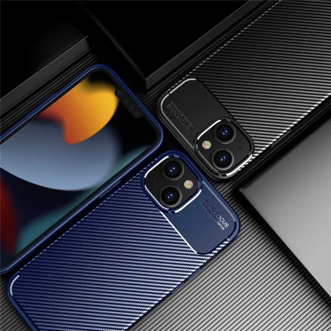 Coque iPhone 14 Karbon Classy