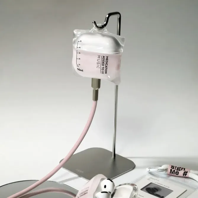 Coque AirPods 4 silicone avec support métal et dragonne | Serum