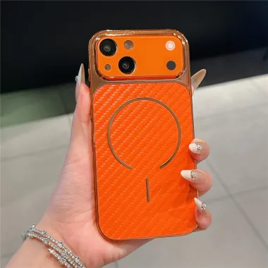 Coque iPhone 13 transformation iPhone 17 Pro fibre carbone