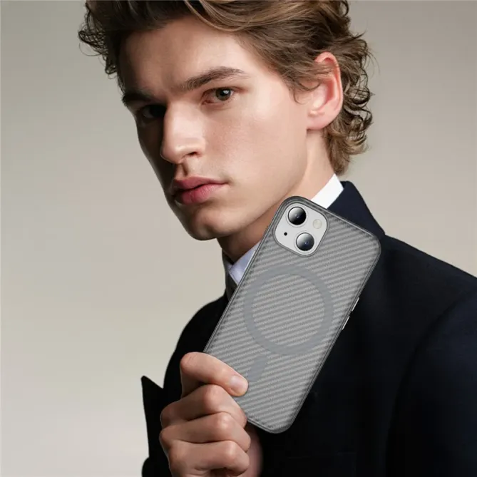 Coque iPhone 14 / 13 texture fibre carbone compatible MagSafe