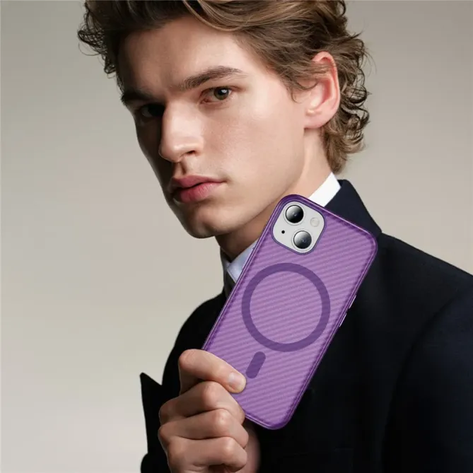 Coque iPhone 14 / 13 texture fibre carbone compatible MagSafe