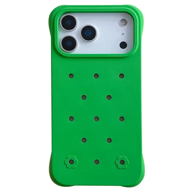 Coque iPhone 17 Pro Max Breathe perforée anti-chocs
