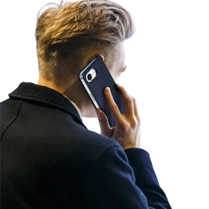 Housse iPhone 17e / 16e Revêtement Satiné