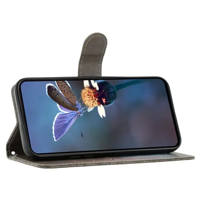 Housse iPhone 17e / 16e Fleurs Dentelle en Simili Cuir