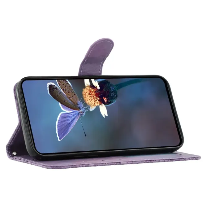 Housse iPhone 17e / 16e Fleurs Dentelle en Simili Cuir
