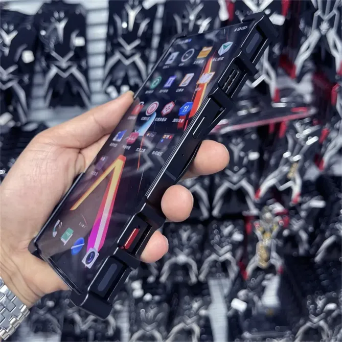 Bumper iPhone 17e / 16e Aluminium Anneau Magnétique