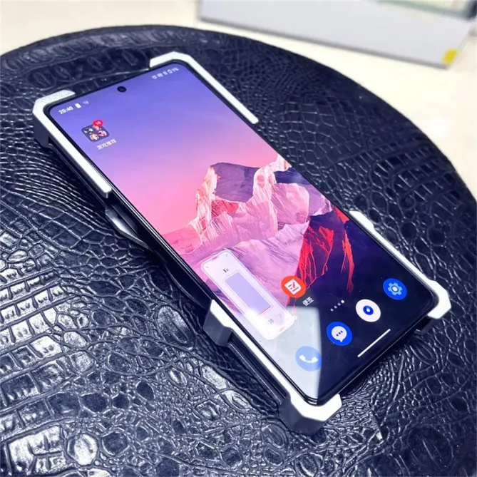 Bumper iPhone 17e / 16e Aluminium Anneau Magnétique