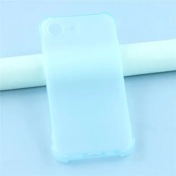 Coque iPhone 17e / 16e Silicone Mat Translucide à Coins Renforcés