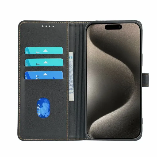Housse iPhone 17e / 16e Coeurs Design Trèfle