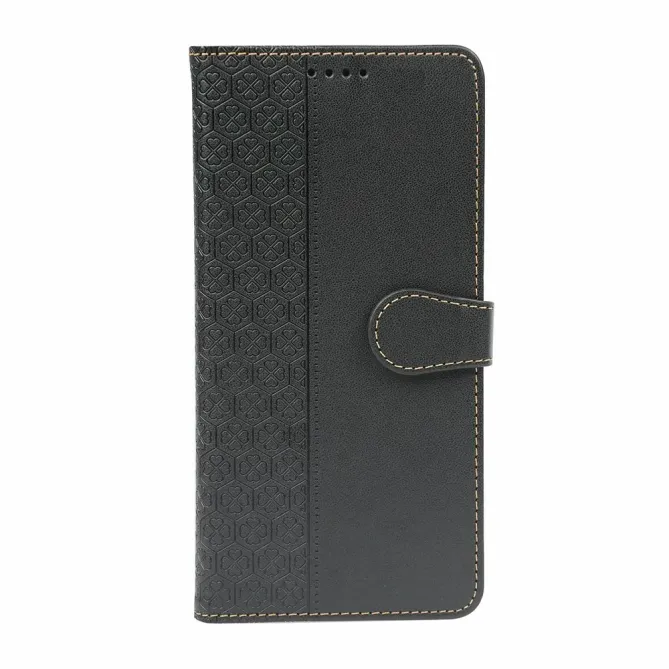 Housse iPhone 17e / 16e Coeurs Design Trèfle