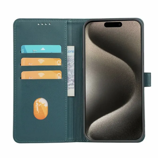 Housse iPhone 17e / 16e Coeurs Design Trèfle