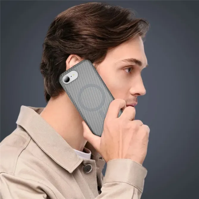 Coque iPhone 17e / 16e Compatible MagSafe Texture Carbone