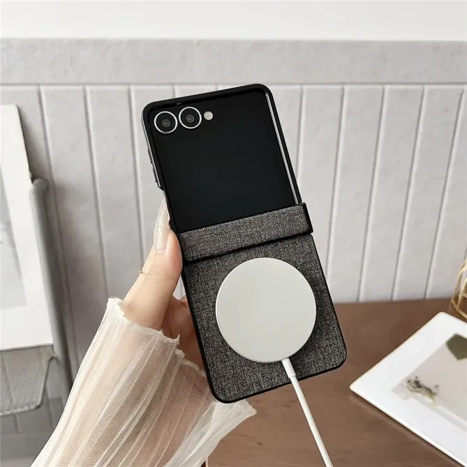 Coque Samsung Galaxy Z Flip7 Magnétique Texture Tissu