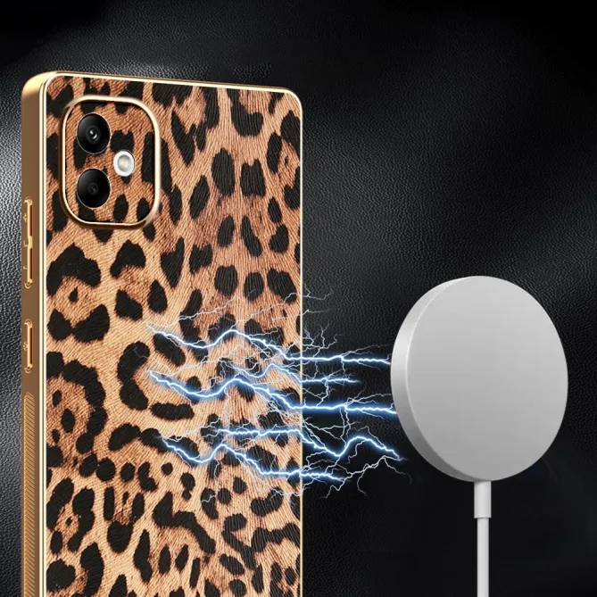 Coque Samsung Galaxy A07 Motif Léopard avec Contours Dorés Métallisés