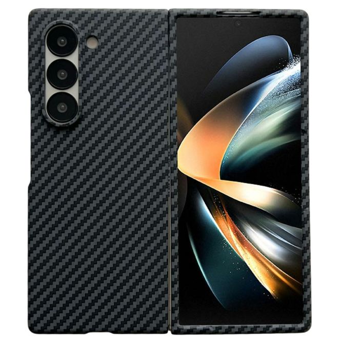 Coque Samsung Galaxy Z Fold 4 texture fibre de carbone avec protecteur d'écran