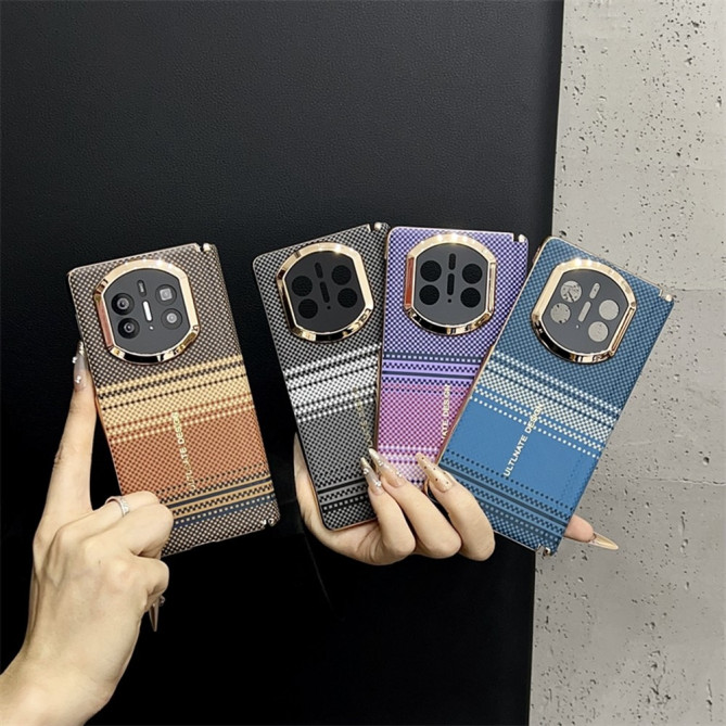 Coque Huawei Mate X7 motif quadrillage avec contour métallisé - Marron