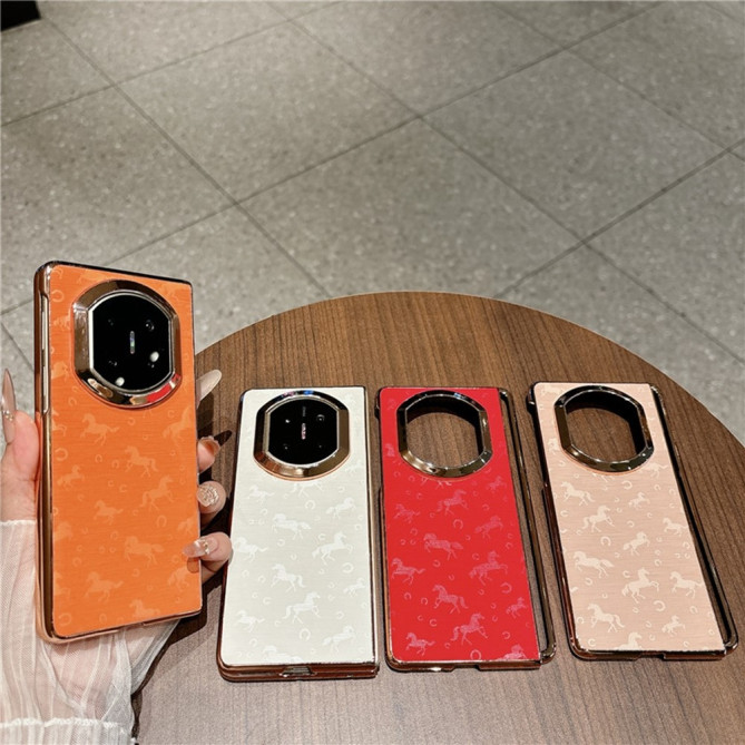 Coque Huawei Mate X7 motif chevaux avec contours métallisés