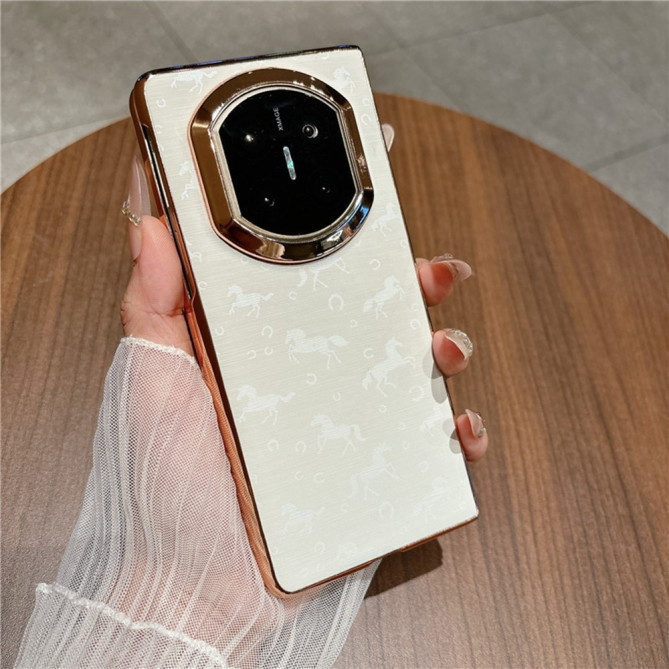 Coque Huawei Mate X7 motif chevaux avec contours métallisés