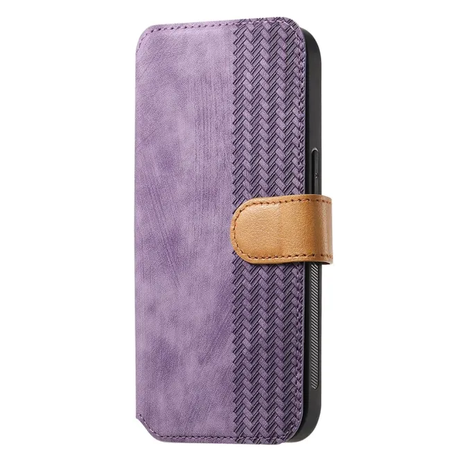 Housse iPhone 15 effet cuir tressé avec dragonne support