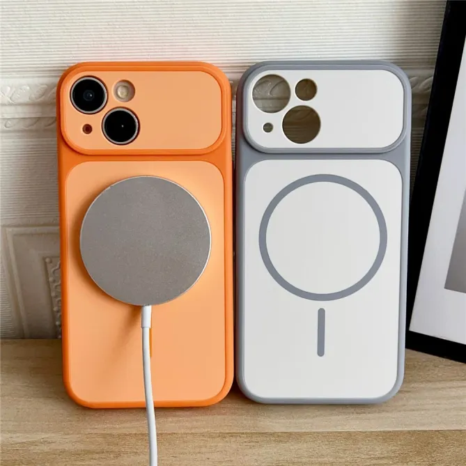 Coque iPhone 15 magnétique touché peau bi-matière