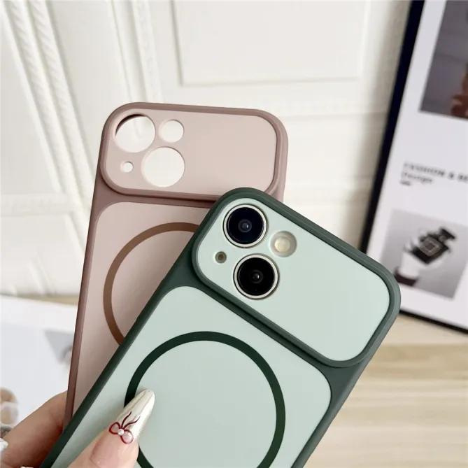 Coque iPhone 15 magnétique touché peau bi-matière