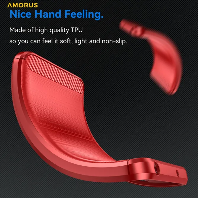 Coque iPhone 15 souple brossée avec inserts fibre de carbone