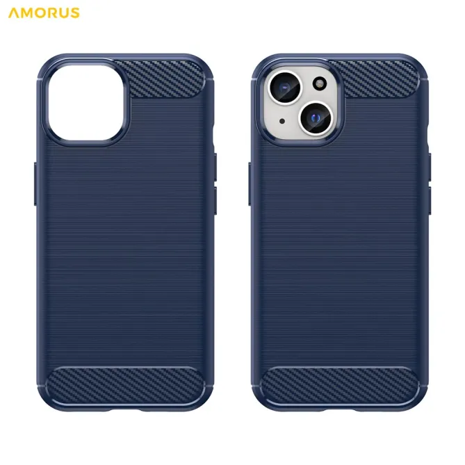 Coque iPhone 15 souple brossée avec inserts fibre de carbone