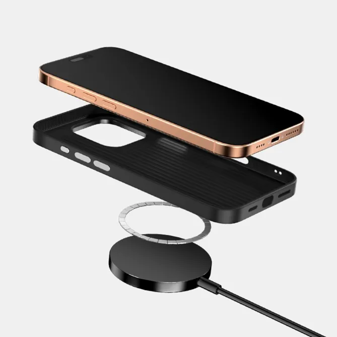 Coque iPhone 15 magnétique ultra fine texture fibre de carbone