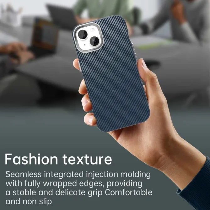 Coque iPhone 15 hybride texture fibre de carbone